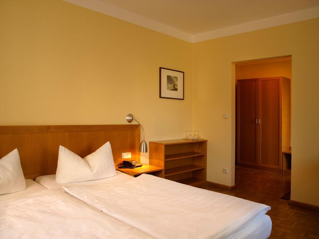 Hotel Dom-Eck Bautzen Habitación foto